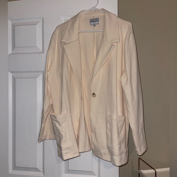 Cream blazer - Picture 5 of 5